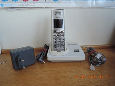 Комплектация:
1. Радиотелефон PANASONIC KX- TG8207UA
2. Базовый блок
3. Батар. . фото 2