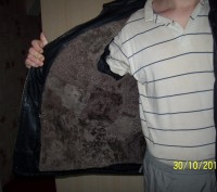 фирменная куртка натур кожа отличного качества.почти новая. на отстегивающейся п. . фото 8