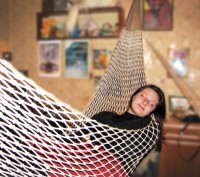Отличный одноместный гамак-сетка выполненный узловым плетением, ручная работа.
. . фото 7