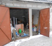 капитальный гараж в гаражном кооперативе "Простор", пол асвальтирован, потолок п. Крошня. фото 2