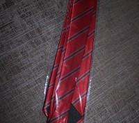Класичні  чоловічі краватки дуже гарного кольору.  

Розміри:
довжина - 152 с. . фото 5