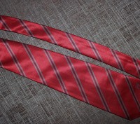 Класичні  чоловічі краватки дуже гарного кольору.  

Розміри:
довжина - 152 с. . фото 8