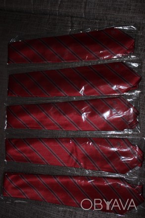 Класичні  чоловічі краватки дуже гарного кольору.  

Розміри:
довжина - 152 с. . фото 1