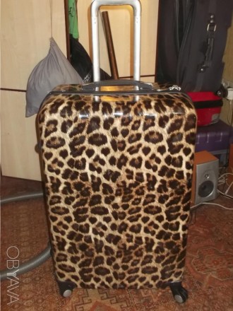 Продам чемоданы и сумки на колесах а также запчасти. . фото 3
