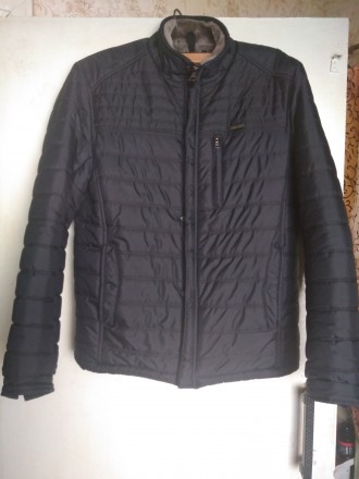 Продам зимнюю мужскую куртку,размер XXL.Состояние отличное,как новая,носили мало. . фото 4