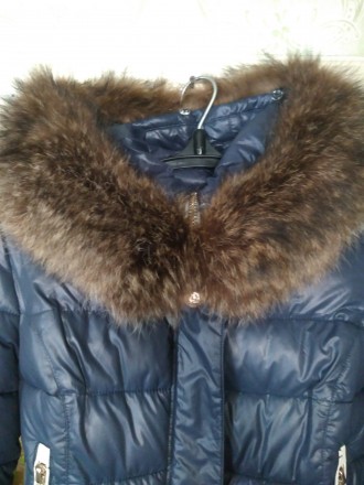 Продам женское пальто(куртка).Наполнитель холлофайбер,очень теплая.Размер L.Длин. . фото 7