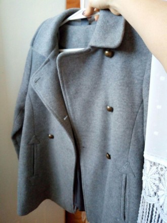 Отличное состояние, 
бренд Zara Kids,
драповое пальто,
подкладка полиэстер, 
. . фото 4