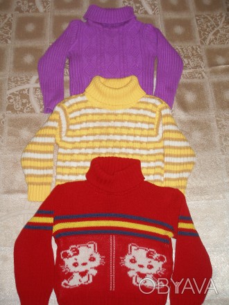 Продам свитерочки для девочки на 3 года в хорошем состоянии, цена за один товар.. . фото 1