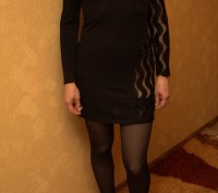 Продам черное вечернее платье, размер S. Состояние хорошее, очень красиво смотри. . фото 2