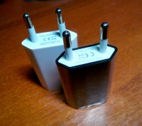 Адаптер живлення USB 1А для зарядки будь-яких пристроїв, що заряджаються через к. . фото 2