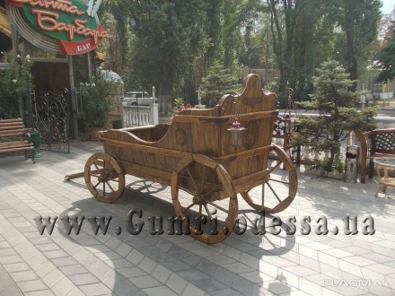 Деревянная  карета  украсить дачный дворик. Как правило, деревянная карета распо. . фото 4