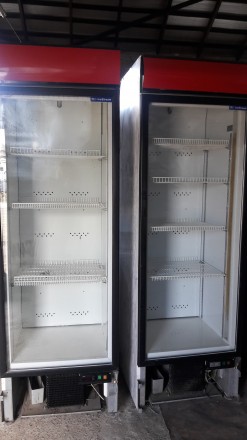 Холодильный шкаф, витрины, морозильные камеры б/у в отличном рабочем состоянии.. . фото 4