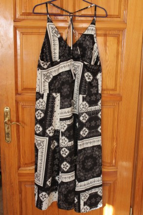 Новое Платье topshop
Размер UK 10, EURO 38, US 6 - 167/87А. . фото 3
