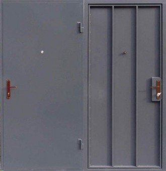 Изготовление и монтаж металлических дверей. Усиленая конструкция , выполнена иск. . фото 5