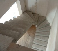 Бетонная лестница. Качественное изготовление монолитных железобетонных лестниц л. . фото 3