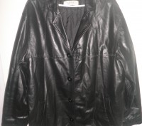 Продам кожаную мужскую курточку черного цвета. Замеры: полуобхват груди - 65 см.. . фото 2