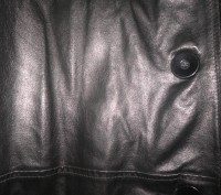 Продам кожаную мужскую курточку черного цвета. Замеры: полуобхват груди - 65 см.. . фото 3