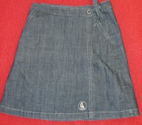 Красивая джинсовая юбочка на запах L.O.G.G. - Label Of Graded Goods. 

Слегка . . фото 3