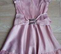 Модель   ПЛ-23. Нарядное платье цвета чайной розы с красиво оформленным поясом с. . фото 3