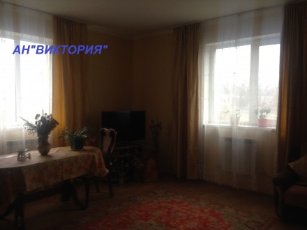 № 63  Продам 2-ух этажный дом, в центре города Борисполя, площадью 180 кв.м. на . . фото 3