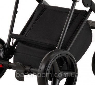 Эта коляска, созданная с заботой не только о безопасности и комфорте ребенка, а . . фото 9
