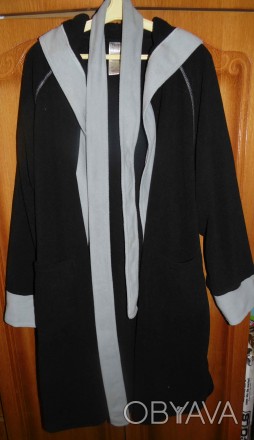 Черный мужской халат. В отличном  состояние. 48 размер, длина халата 1 метр. От . . фото 1