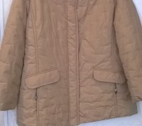 продам женскую  куртку  50р  Gerry  Weber  в хорошем состоянии  плечи  48см  рук. . фото 2