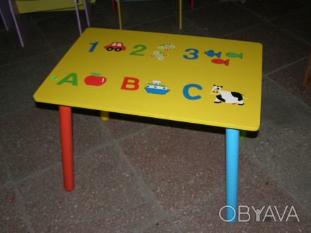 Акция!Детский новый столик из мдф с деревянными ножками,размер: 60 см на 40 см ,. . фото 1