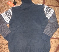 Новый свитер. Производство - Турция (акрил - 30% , шерсть - 70%). Размер - L. По. . фото 4