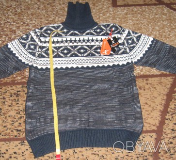 Новый свитер. Производство - Турция (акрил - 30% , шерсть - 70%). Размер - L. По. . фото 1
