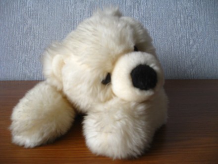 продам мягкую игрушку белый медвежонок, размеры 32х18х15, внутри не вата, а таки. . фото 2