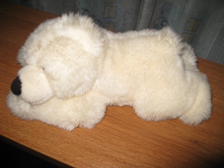 продам мягкую игрушку белый медвежонок, размеры 32х18х15, внутри не вата, а таки. . фото 4