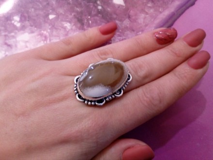 Предлагаем Вам купить красивое кольцо с натуральным камнем агат в серебре.
Разме. . фото 4