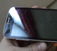 Смартфон Samsung i9500 (Galaxy S4). Хорошая копия. Телефон очень похож на оригин. . фото 2