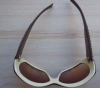 Солнцезащитные очки с кожаными дужками. Форма крупная. Затемненность стекол - ср. . фото 5