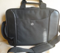 Продам сумку для ноутбука hp - б/у - состояние новой. Размеры - 30х40, диагональ. . фото 2