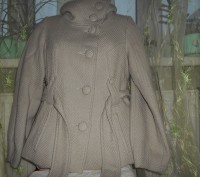 Пальто пиджак H&M пог-44,пот-40,плечо-7,от плеча до плеча-36,д-на 61. . фото 3