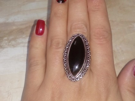 Предлагаем Вам купить красивое кольцо из камня черный оникс.
Размер 18,2.
индийс. . фото 4
