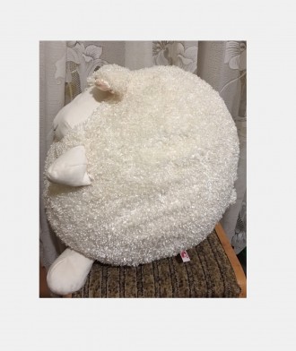 Игрушка-подушка овечка.В идеальном состоянии,так как была подарена взрослому чел. . фото 3