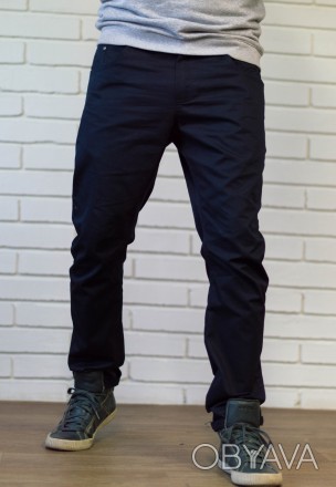 Мужские брюки чинос из легкой хлопковой ткани.. . фото 1