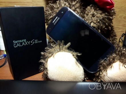 Samsung Galaxy S 3 GT- I9300 Duos полная комплектация. Работает всё. Хорошее сос. . фото 1