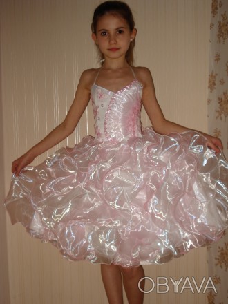 НОВОЕ!!!
Платье для девочки.Это платье можно одеть на такие праздники: Выпускно. . фото 1