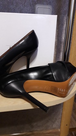 итальянские кожаные туфли 37р на скрытой платформе 3.5см и высоком каблуке 12см . . фото 7