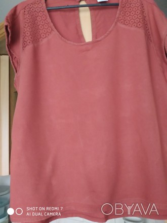 красивая летняя блуза с аппликацией шитья.. . фото 1