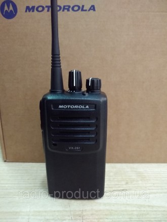 Носимая радиостанция VX-261 (400-470 МГц, 16 каналов, 4 Вт.) в комплекте: аккуму. . фото 5