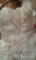 Продам шикарное свадебное платье р.44-48,верх-корсет из атласа на молнии и шнуро. . фото 8