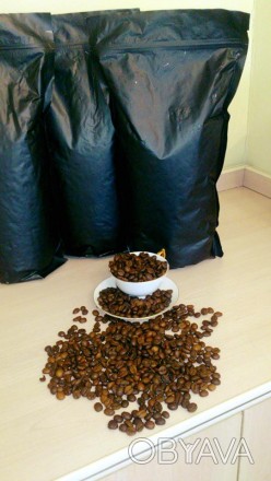 В наявності запашна,розсипна кава 100% arabica на вагу упакування в чорних пакет. . фото 1