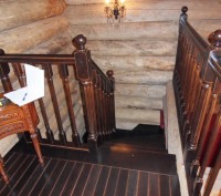 Лестница это изюминка любого помещения. Стильная деревянная лестница украсит и ч. . фото 5