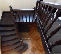 Лестница это изюминка любого помещения. Стильная деревянная лестница украсит и ч. . фото 4