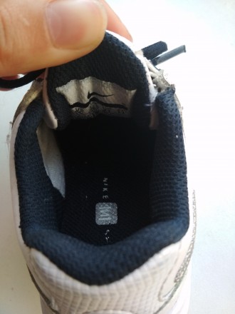 Кроссовки Nike shox оригинал. Состояние идеальное, потёртостей нет, подошва почт. . фото 6